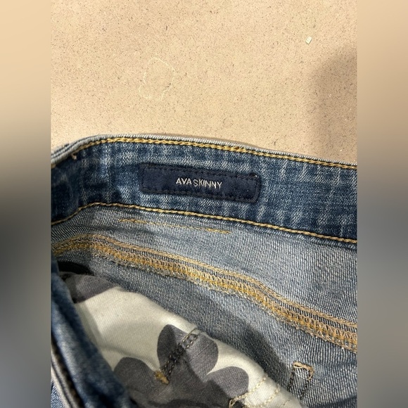 Lucky Brand Ava Skinny Jeans Women’s 6/28 Medium Wash Distressed - Picture 4 of 12